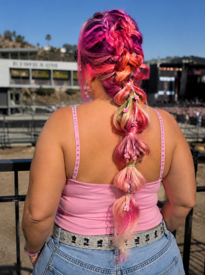 Festival hairstyle on a plus size woman.